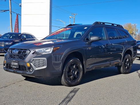 Used 2025 Subaru Outback Wilderness image 3