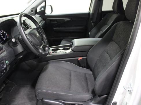 Used 2024 Honda Ridgeline Sport image 3