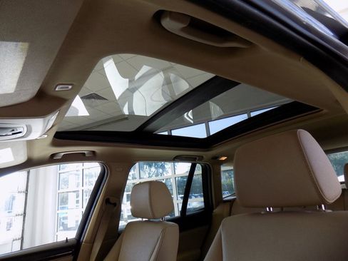 Used 2016 BMW X3 xDrive28i image 21