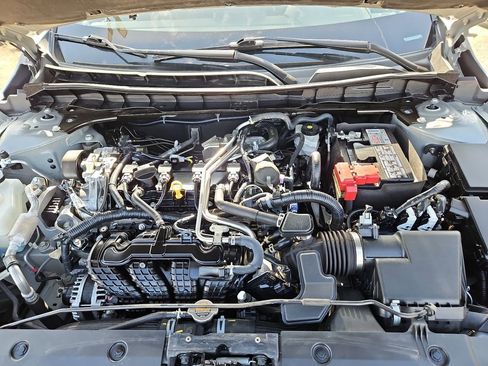 Used 2023 Nissan Altima 2.5 SV image 13