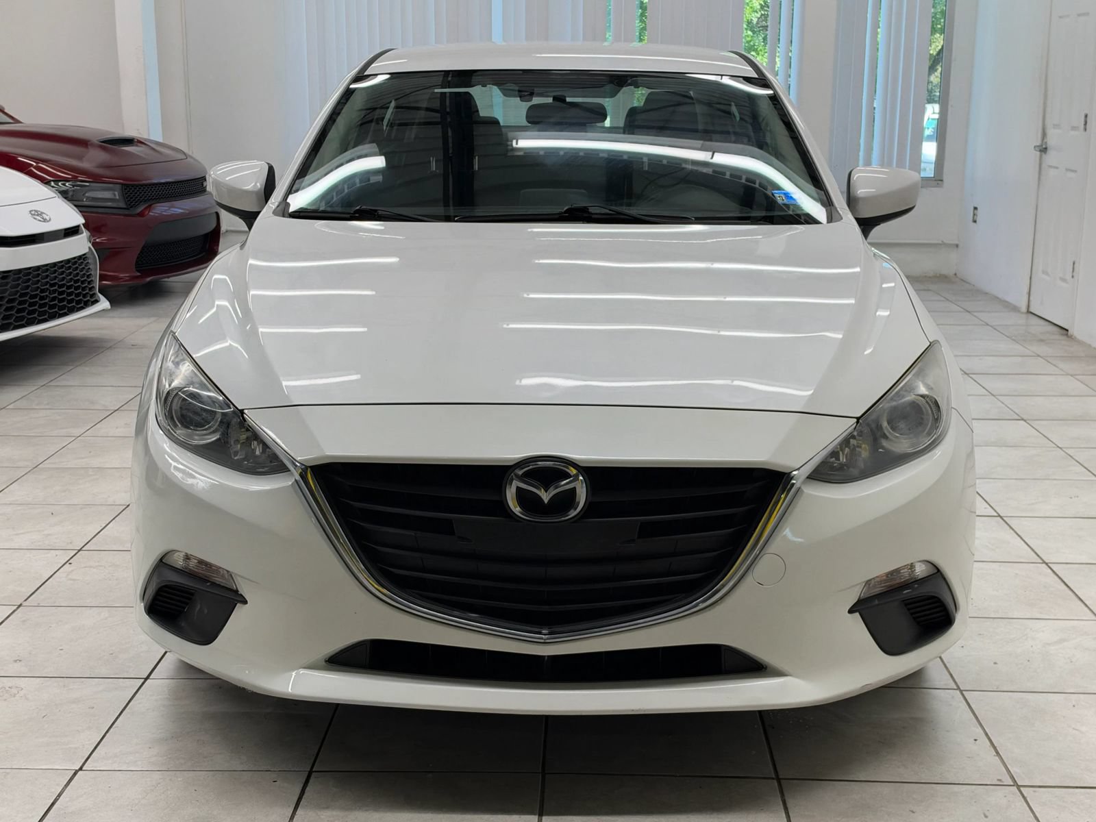 Used 2016 MAZDA MAZDA3 i Sport w/ Preferred Equipment Package FWD image 2