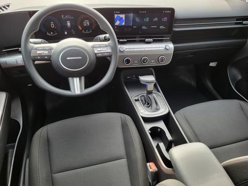 New 2026 Hyundai Kona SE image 11