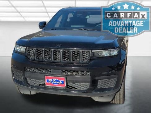Used 2023 Jeep Grand Cherokee L Altitude image 27