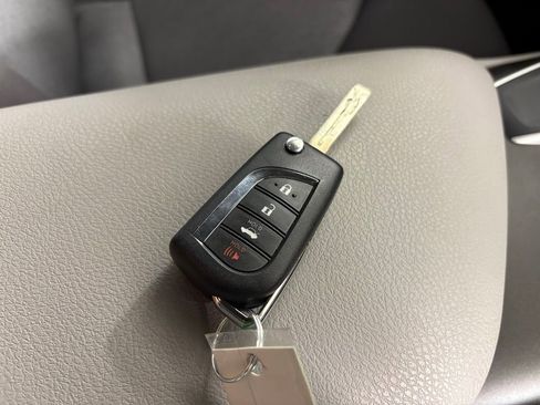 Used 2023 Toyota Camry LE image 39