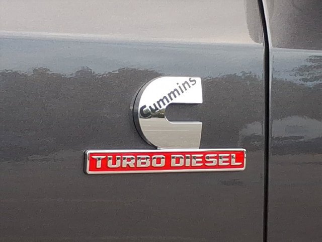 Used 2025 RAM 3500 Big Horn AWD/4WD image 9