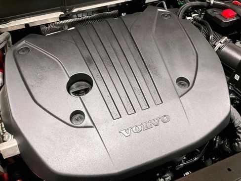 Used 2023 Volvo XC60 B5 Plus w/ Climate Package image 31