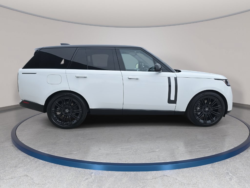New 2025 Land Rover Range Rover SE AWD/4WD image 4