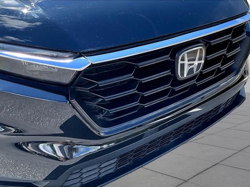 Used 2024 Honda CR-V LX image 29