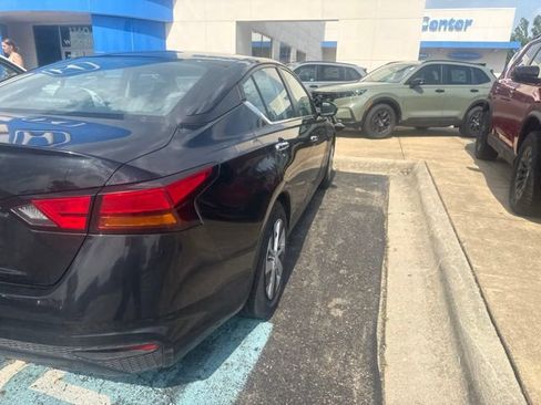 Used 2021 Nissan Altima 2.5 S FWD image 9