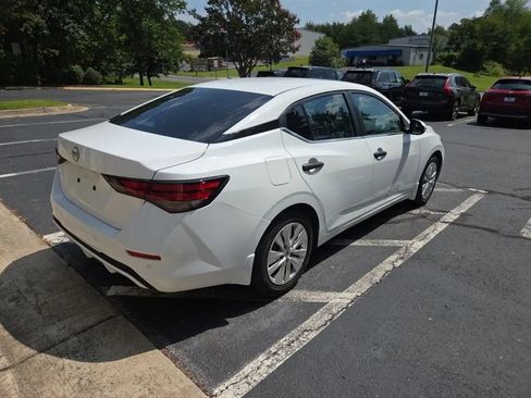 Used 2024 Nissan Sentra S FWD image 3