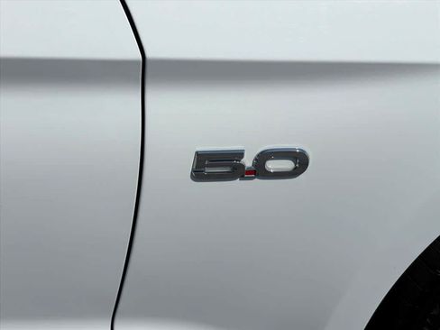 Used 2021 Ford Mustang GT Premium w/ Equipment Group 401A RWD image 31