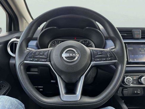 Used 2023 Nissan Versa SV FWD image 28