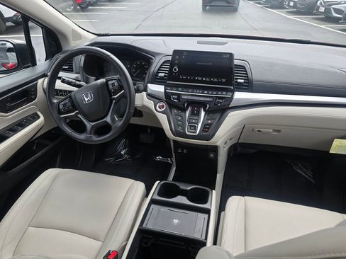 Used 2025 Honda Odyssey EX-L image 14