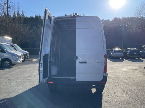 New 2025 Mercedes-Benz Sprinter 2500 image 13