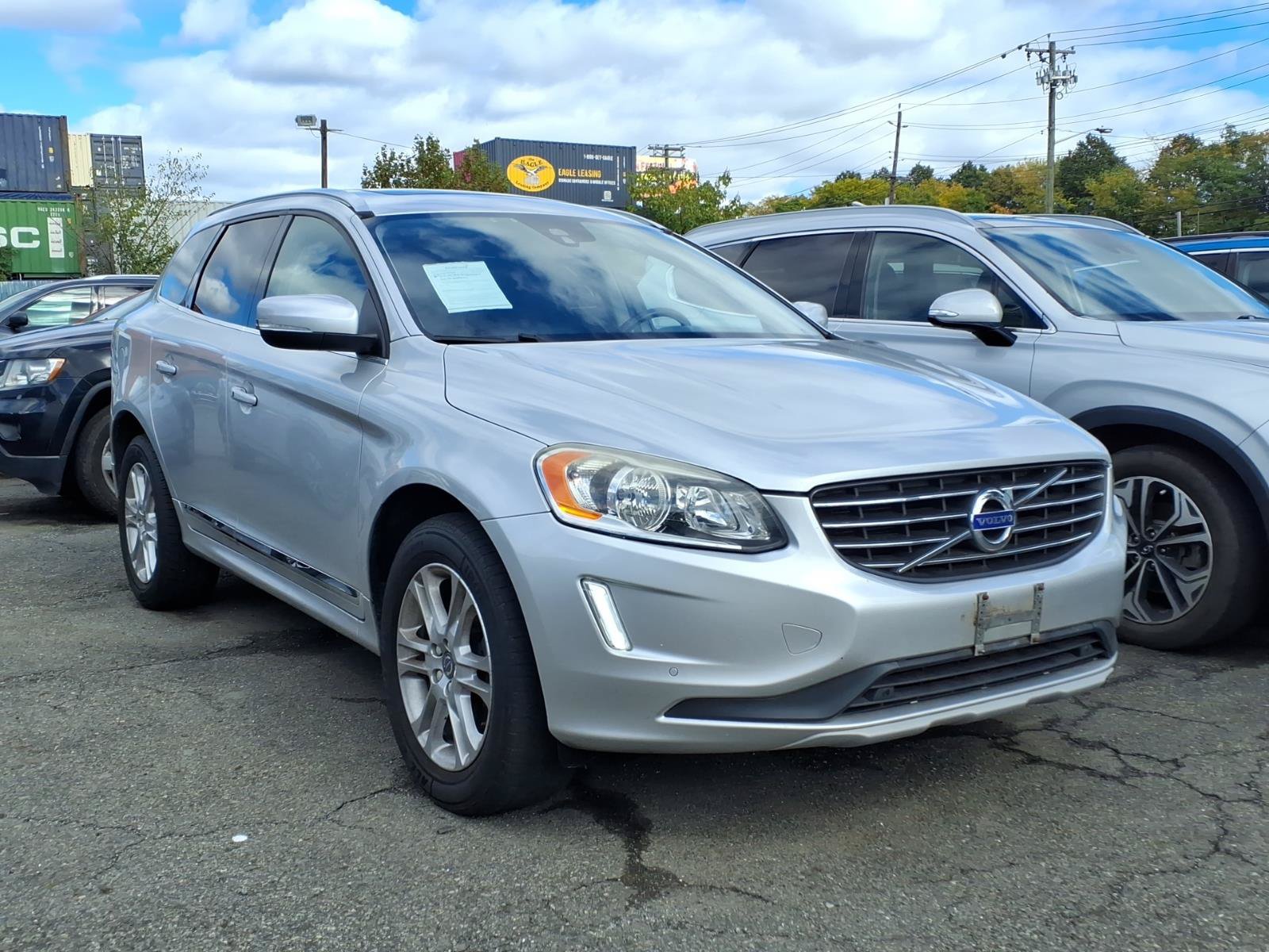 Used 2016 Volvo XC60 T5 Premier w/ Proximity Package AWD/4WD image 1