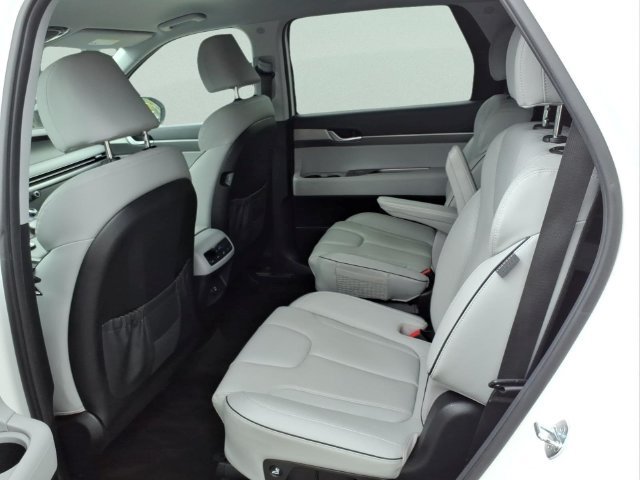 Used 2023 Hyundai Palisade SEL w/ Cargo Package AWD/4WD image 12