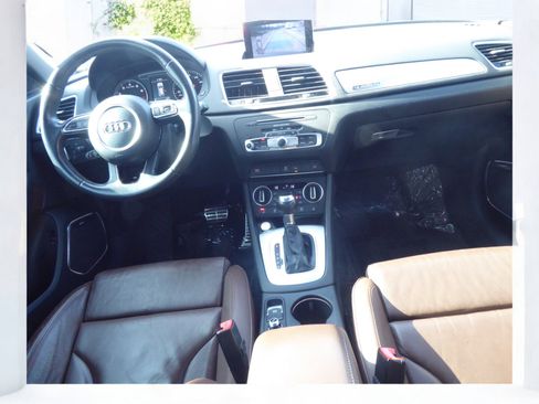 Used 2017 Audi Q3 2.0T Prestige w/ Prestige Package image 15