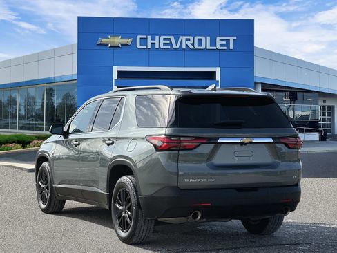 Certified 2023 Chevrolet Traverse LT image 3