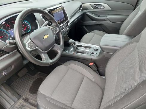 Used 2023 Chevrolet Traverse LT AWD/4WD image 9
