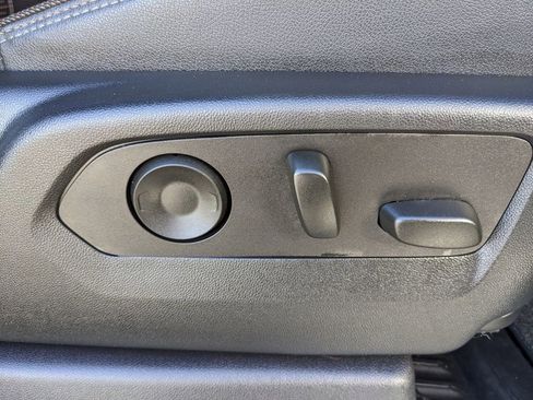 Used 2024 Chevrolet Silverado 2500 High Country w/ Technology Package image 62