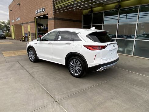 Used 2024 INFINITI QX50 Luxe image 3