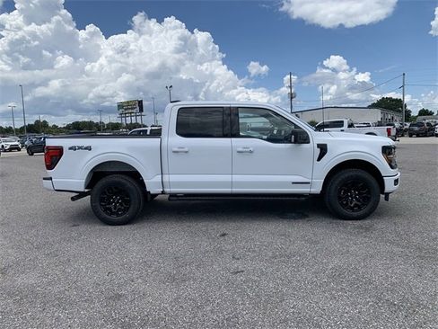 New 2025 Ford F150 XLT w/ Equipment Group 302A MID image 3