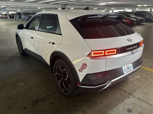 Certified 2024 Hyundai Ioniq 5 SEL image 3