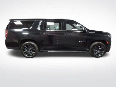 Used 2023 Chevrolet Suburban High Country RWD image 27