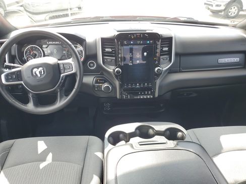 Used 2024 RAM 2500 Big Horn w/ Safety Group image 25