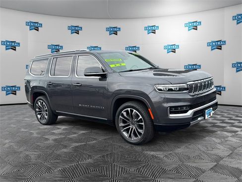 Used 2022 Jeep Grand Wagoneer Series III w/ Rear Seat Video Group 1 image 7