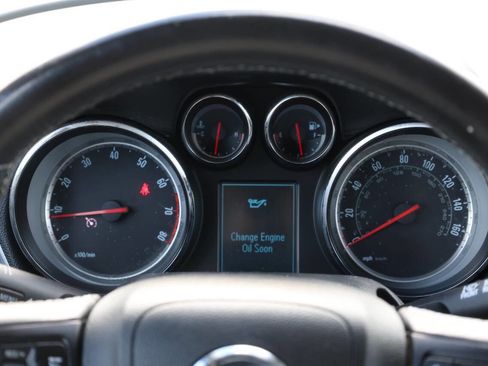 Used 2015 Buick Encore FWD image 19