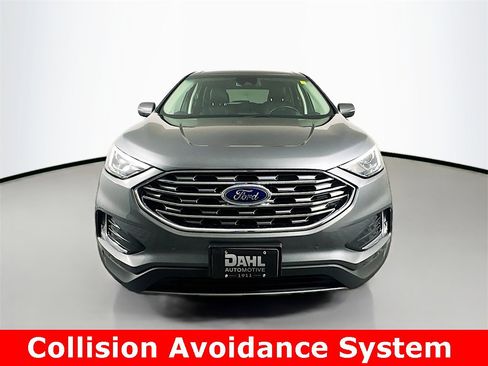 Used 2024 Ford Edge Titanium image 3