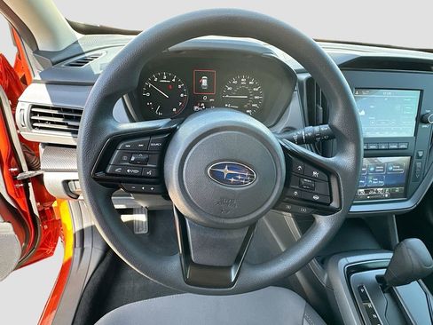 Used 2025 Subaru Crosstrek 2.0i image 11