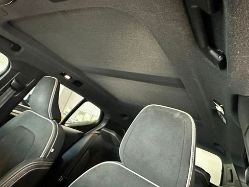 Used 2021 Volvo XC40 P8 Recharge w/ Advanced Package AWD/4WD image 11