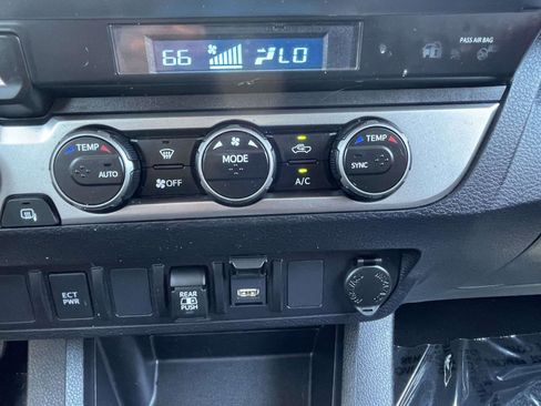 Used 2023 Toyota Tacoma SR5 AWD/4WD image 29
