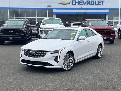 Used 2020 Cadillac CT4 Premium Luxury image 1