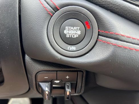 Used 2024 Dodge Durango R/T RWD image 40