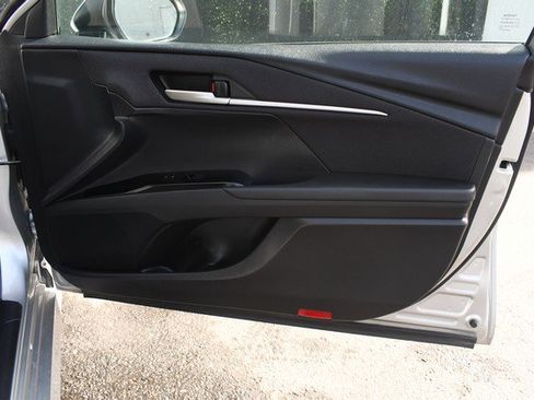 Certified 2025 Toyota Camry LE image 23