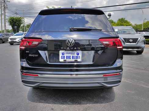 Used 2024 Volkswagen Tiguan SE FWD image 6