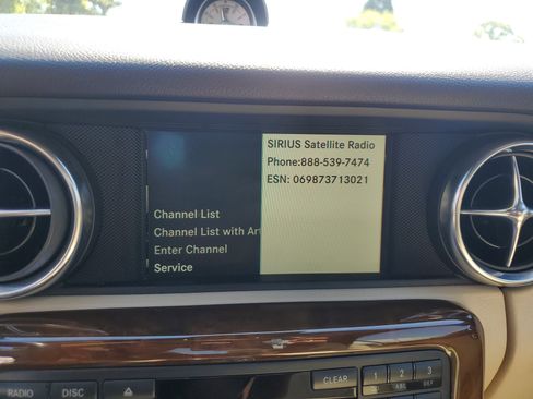 Used 2016 Mercedes-Benz SLK 300 image 15