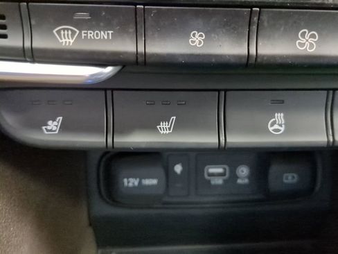 Certified 2020 Hyundai Santa Fe Limited image 24