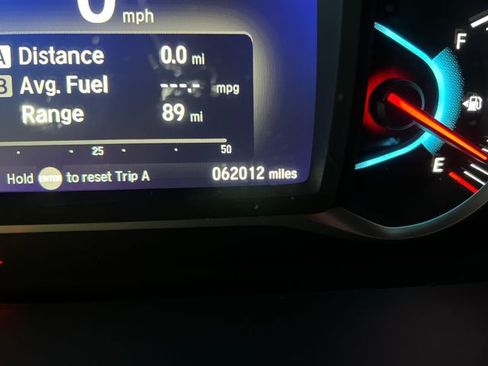 Used 2022 Honda Pilot Touring image 16