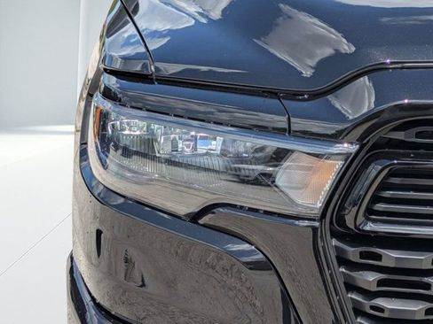 New 2026 RAM 1500 Express AWD/4WD image 9