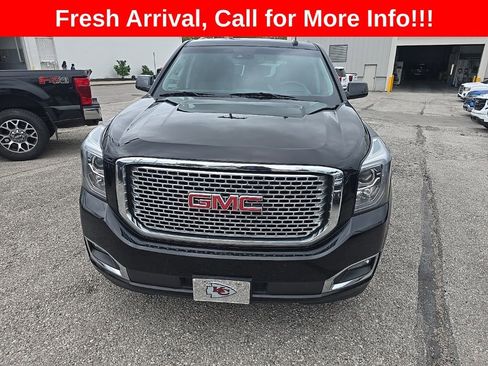 Used 2017 GMC Yukon Denali w/ Open Road Package AWD/4WD image 2