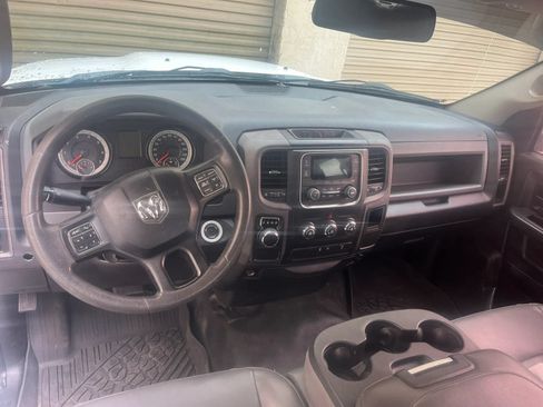 Used 2018 RAM 1500 Tradesman RWD image 18
