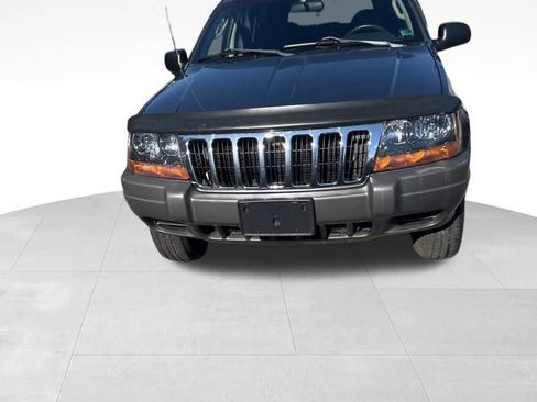 Used 2002 Jeep Grand Cherokee Laredo image 2