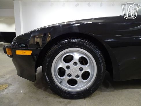 Used 1987 Porsche 944 S image 33