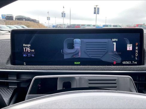 Used 2021 Ford Mustang Mach-E Premium image 16