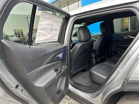 New 2026 Chevrolet Equinox EV LT image 16