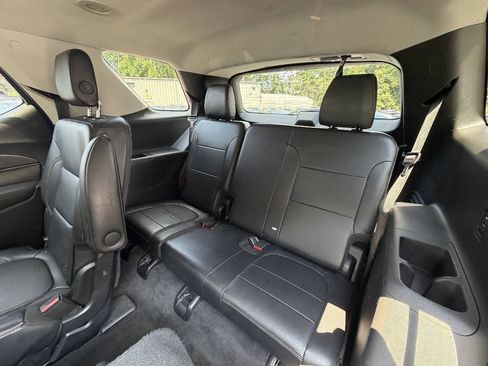 Used 2018 Chevrolet Traverse LT AWD/4WD image 14